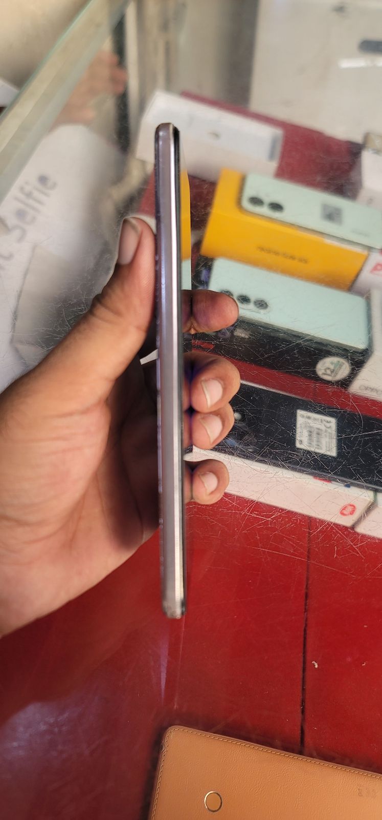 Vivo V21 · 8GB / 128GB - photo 3
