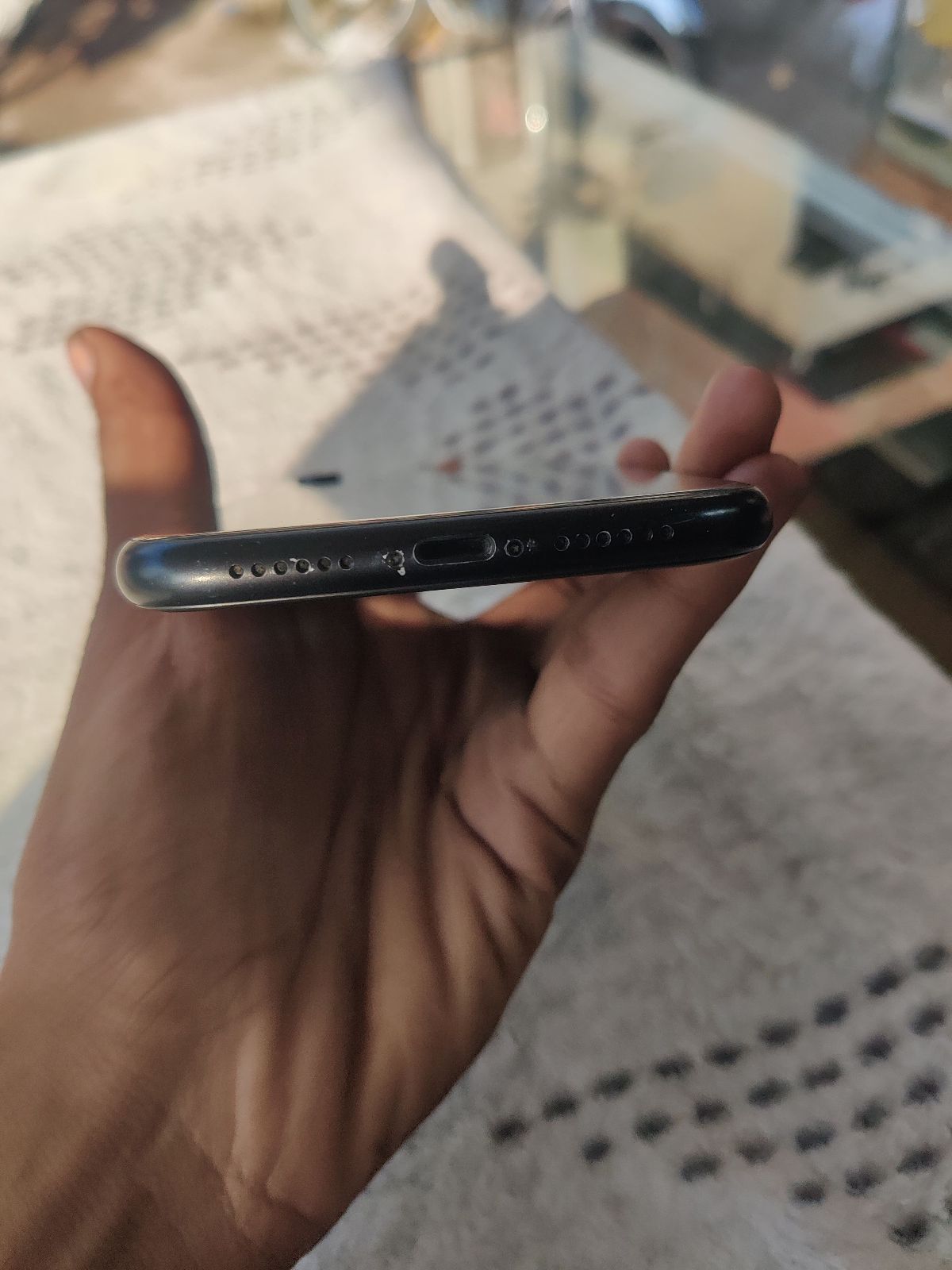 iPhone XR · 64GB - photo 3