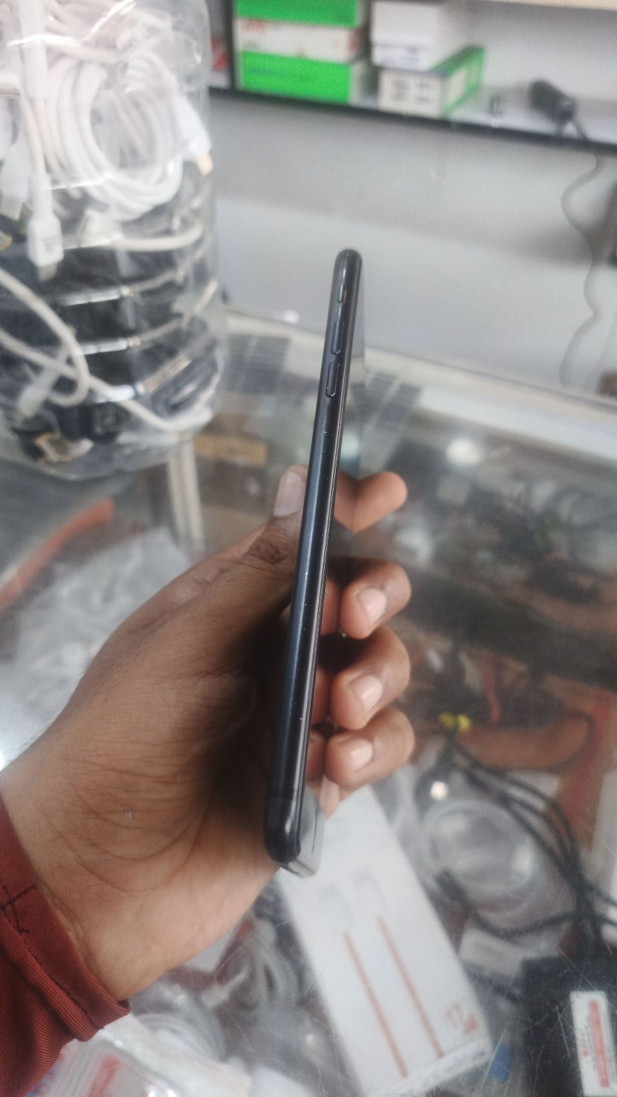 iPhone 7 Plus · 128GB - photo 3
