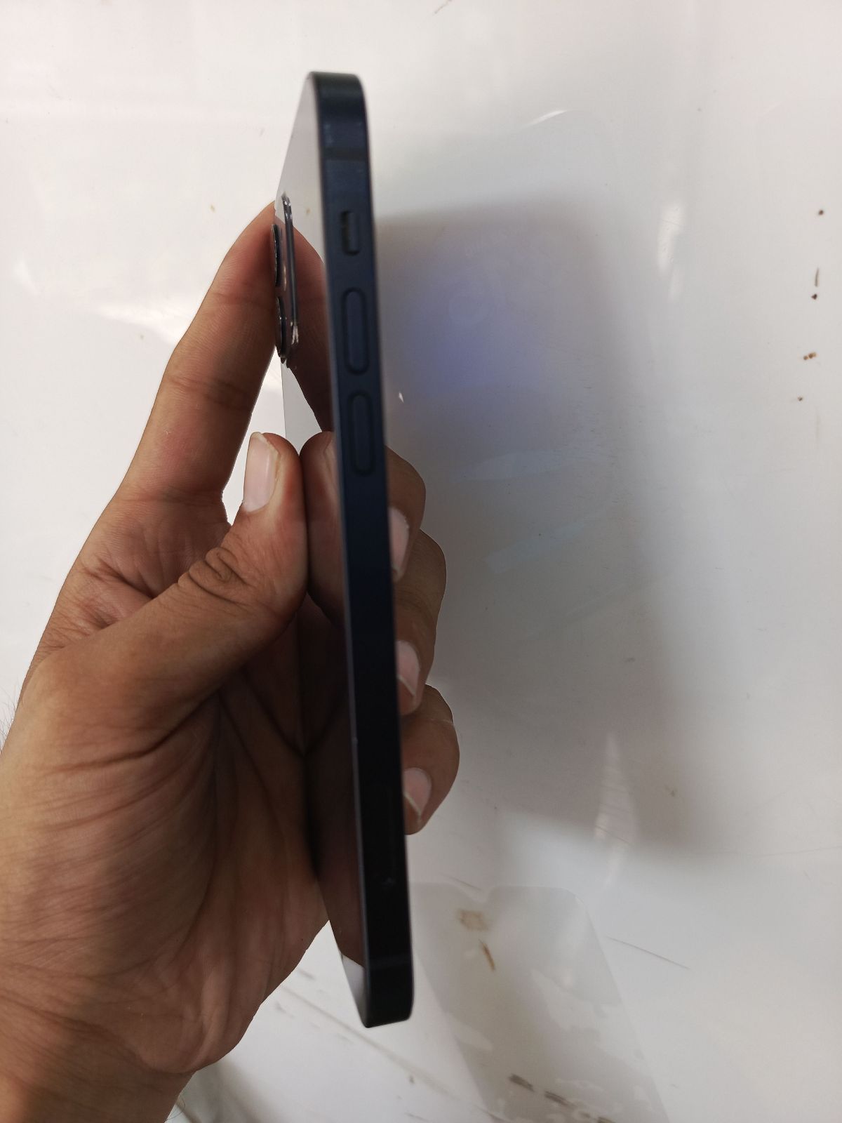 iPhone 12 · 64GB - photo 3