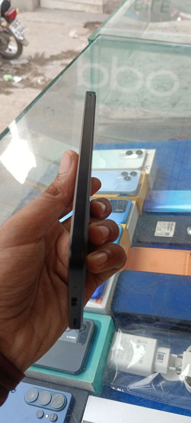 Galaxy A17 · 8GB / 256GB - photo 3
