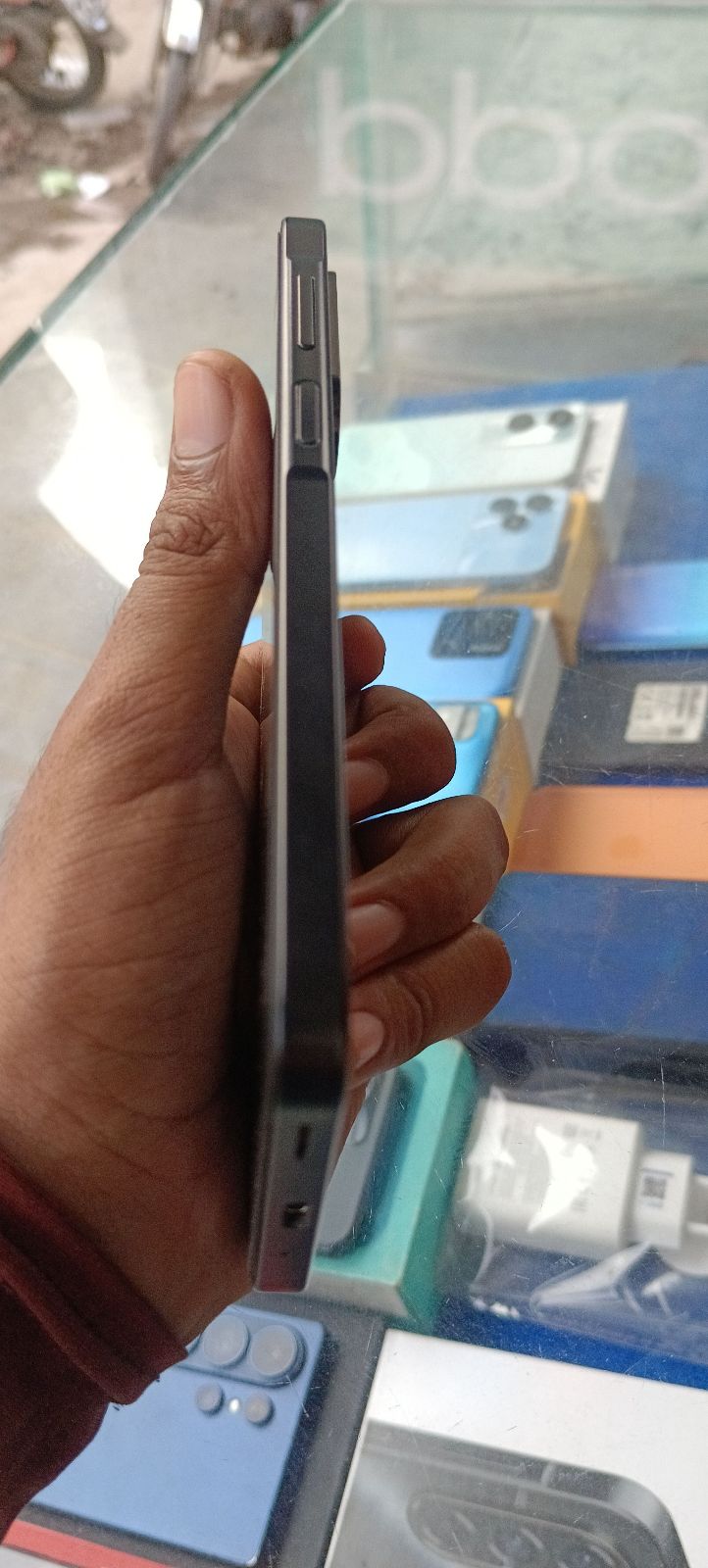 Galaxy A17 · 8GB / 256GB - photo 4