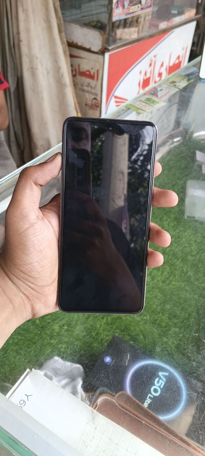 Vivo V50 Lite · 8GB / 256GB - photo 1