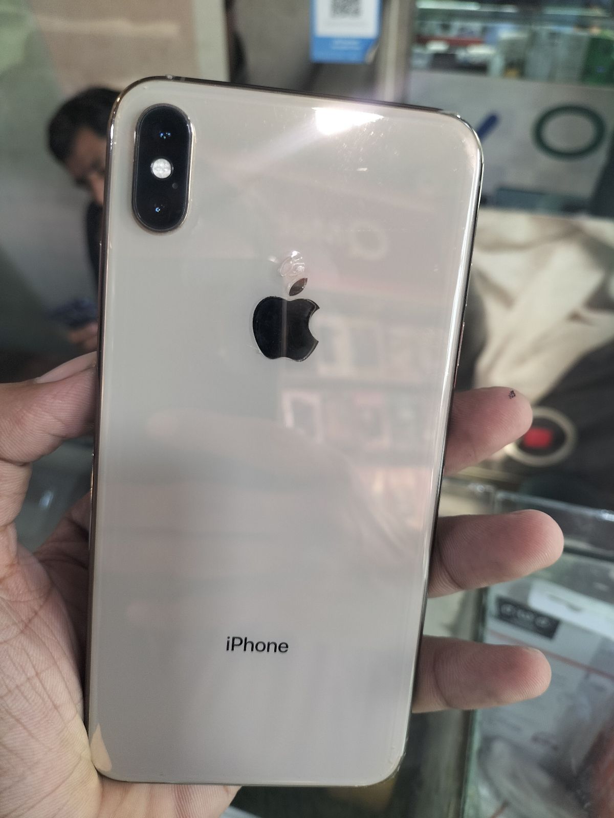 iPhone XS Max · 256GB - photo 1
