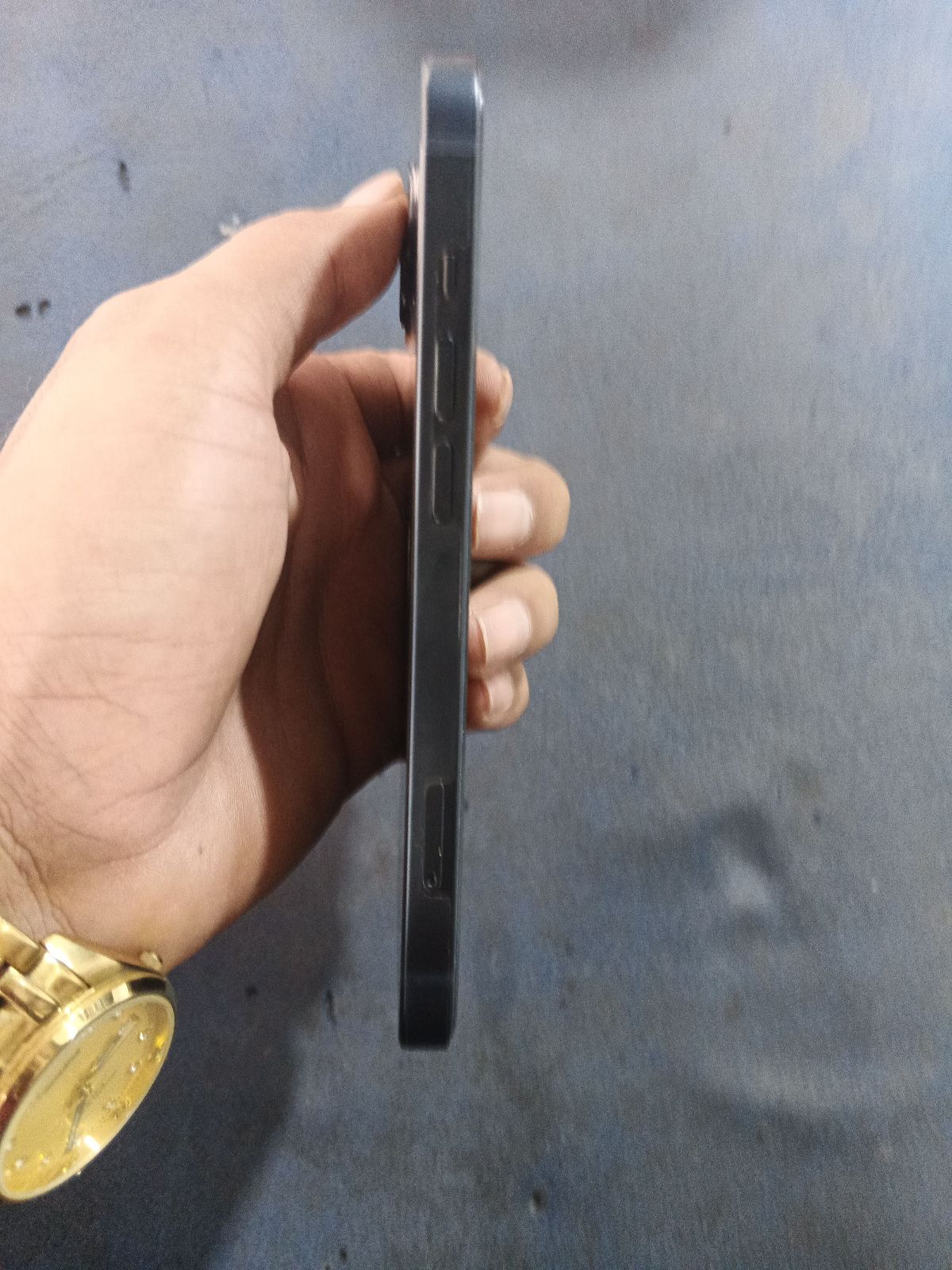 iPhone 13 · 128GB - photo 2