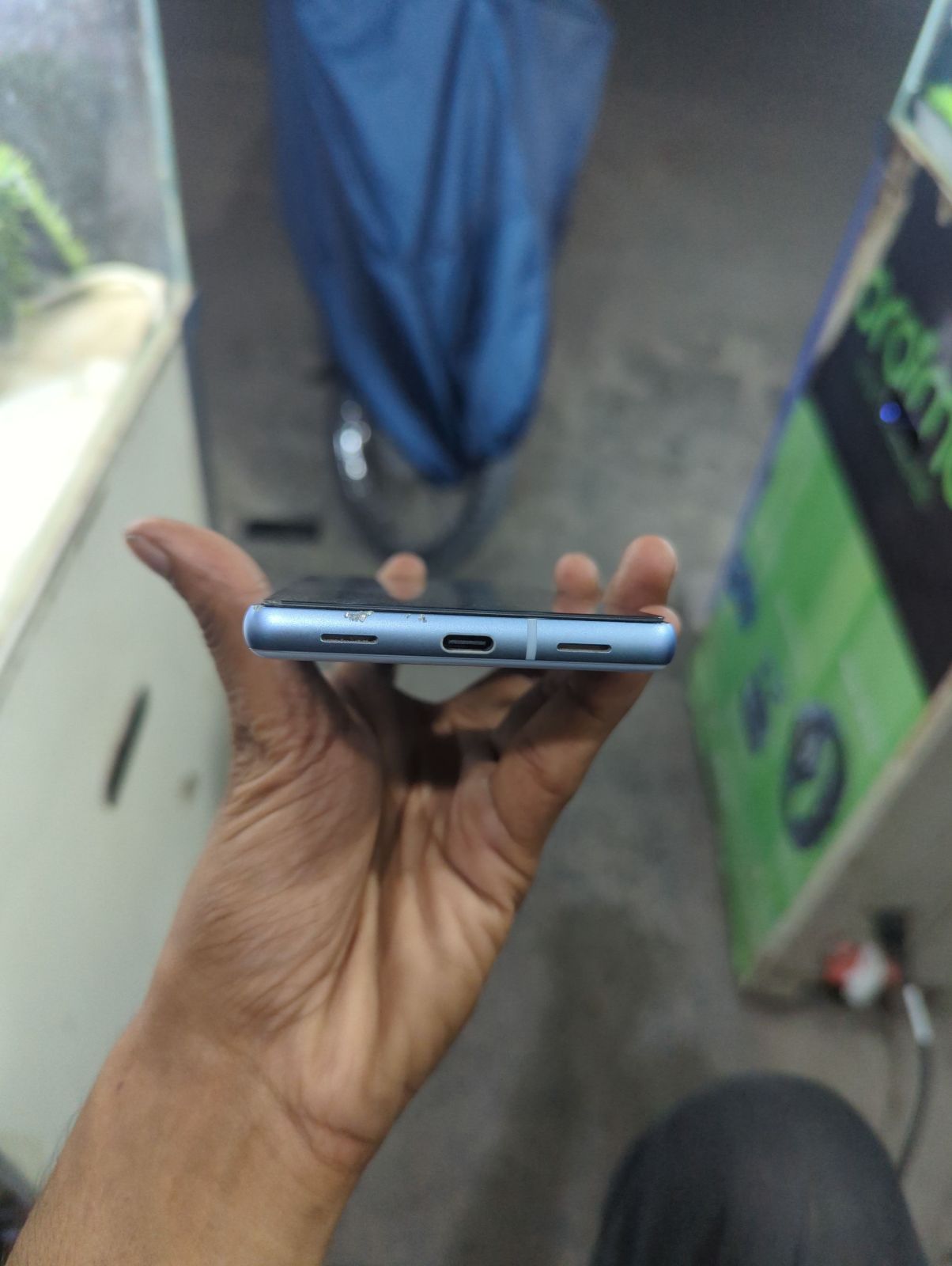 Pixel 7a · 8GB / 128GB - photo 3
