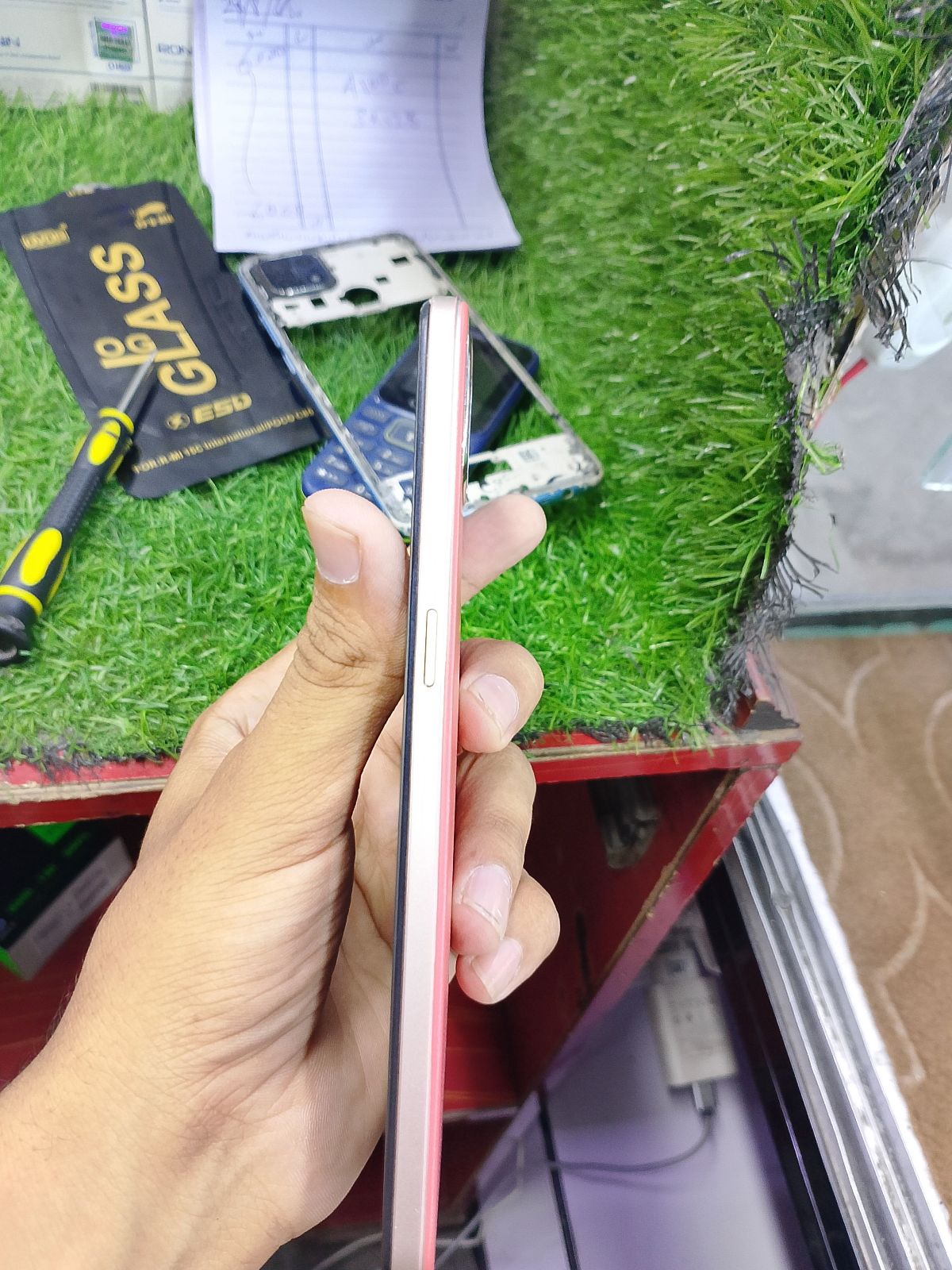 Oppo F17 · 8GB / 128GB - photo 4