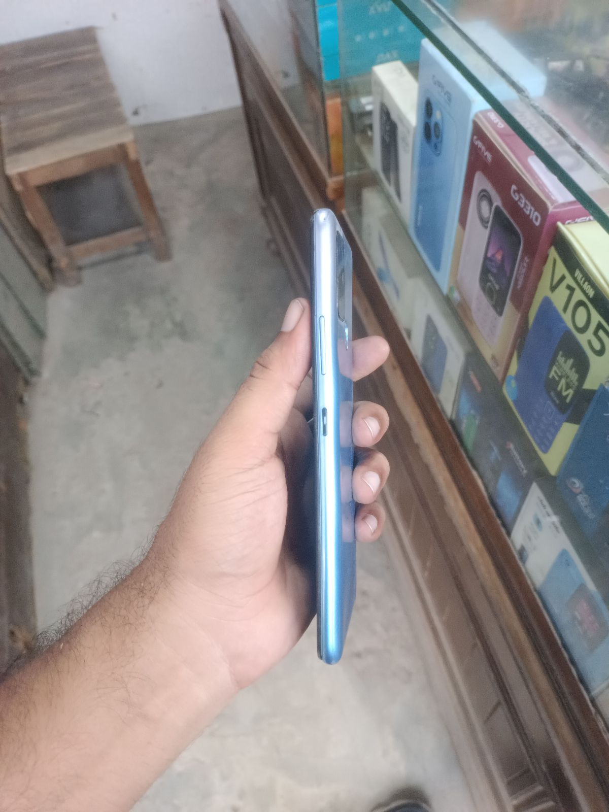 Infinix Hot 10 · 4GB / 64GB - photo 3