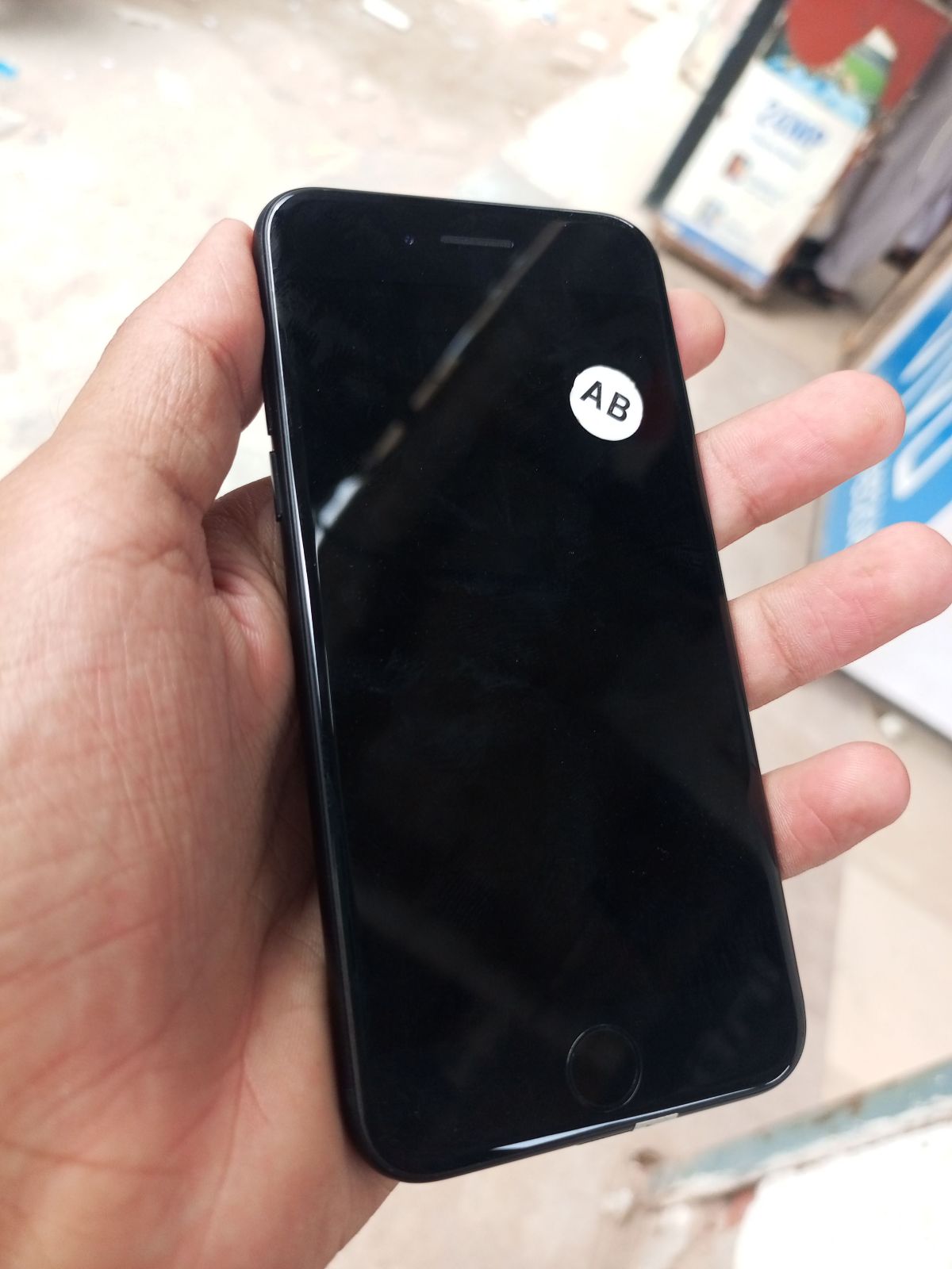 iPhone 7 · 32GB - photo 2