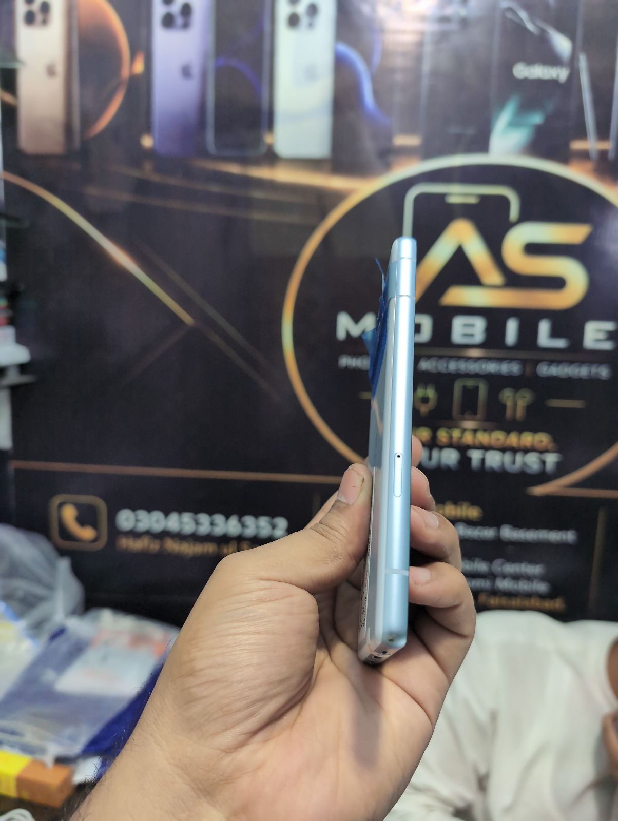 Pixel 7a · 8GB / 128GB - photo 2