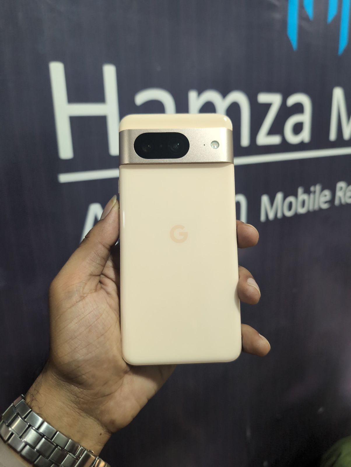 Pixel 8 · 8GB / 128GB - photo 1