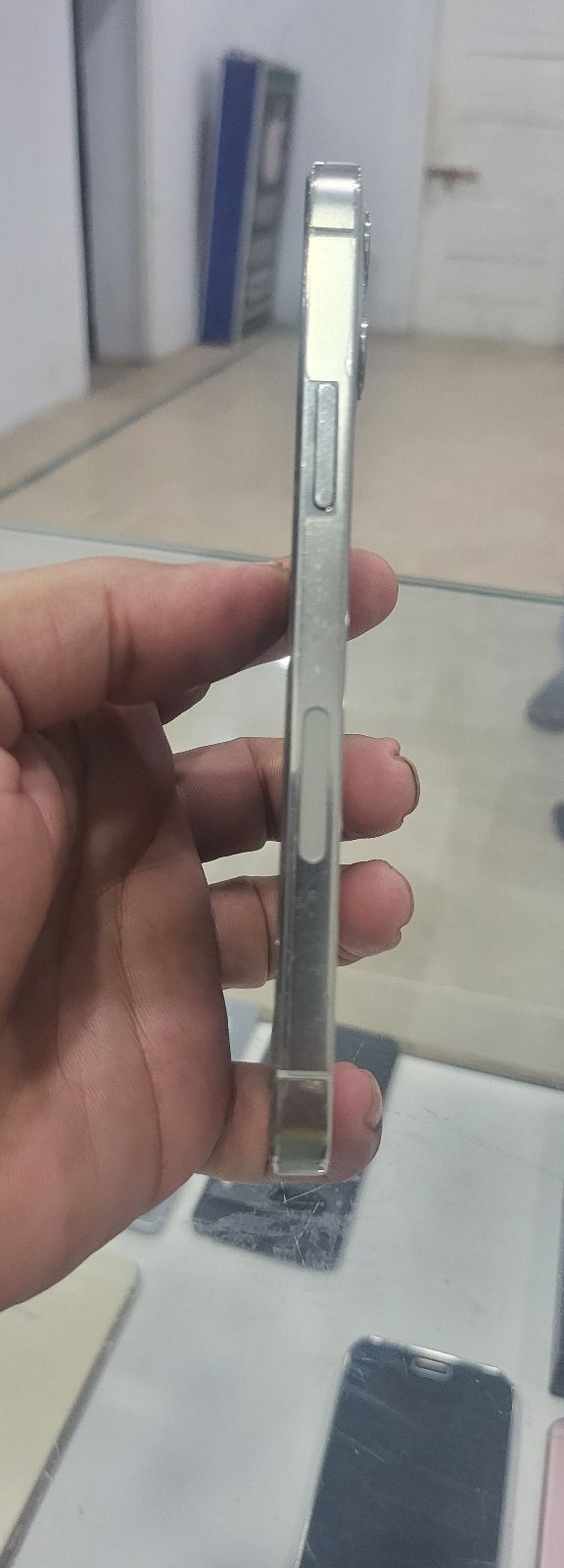 iPhone 12 Pro · 256GB - photo 2