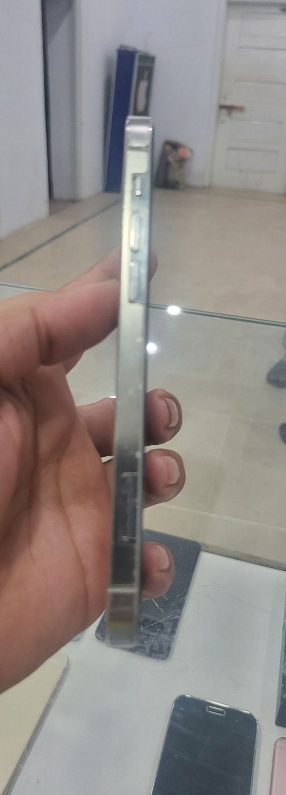 iPhone 12 Pro · 256GB - photo 3