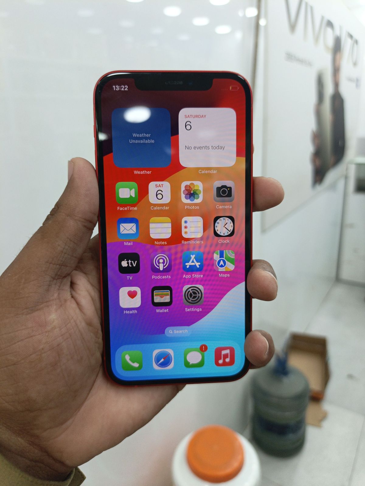 iPhone 12 · 64GB - photo 2