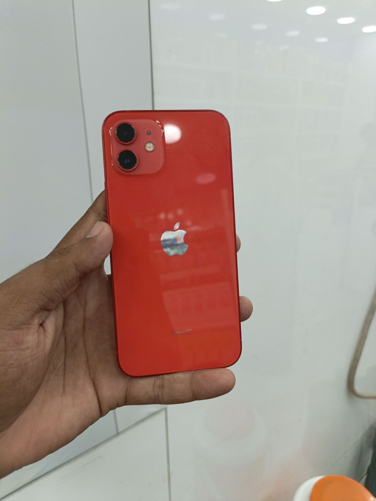 iPhone 12 · 64GB - photo 1