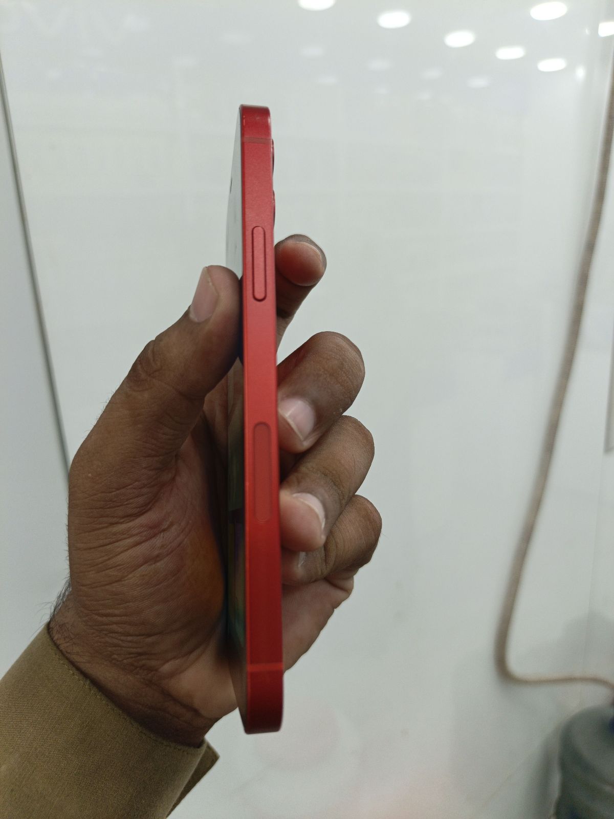 iPhone 12 · 64GB - photo 4
