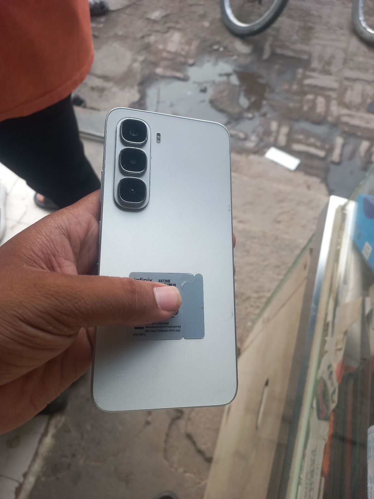 Infinix Hot 60i · 6GB / 128GB - photo 1