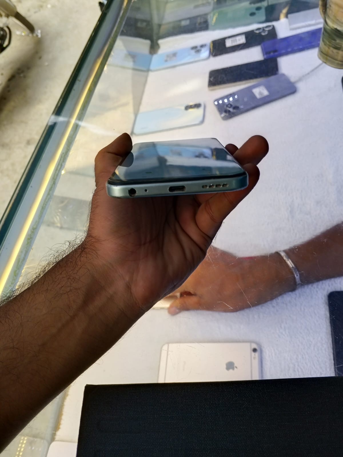 Infinix Smart 9 HD · 4GB / 64GB - photo 3