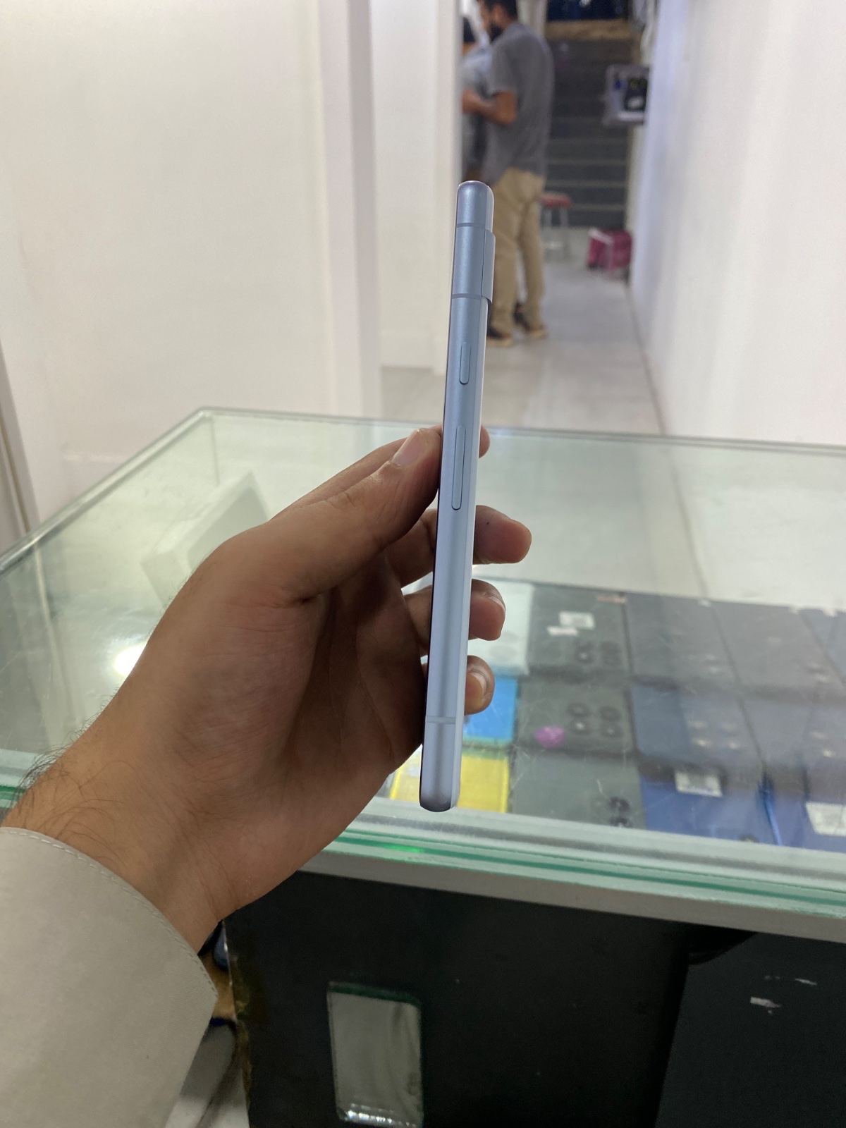 Pixel 7a · 8GB / 128GB - photo 2