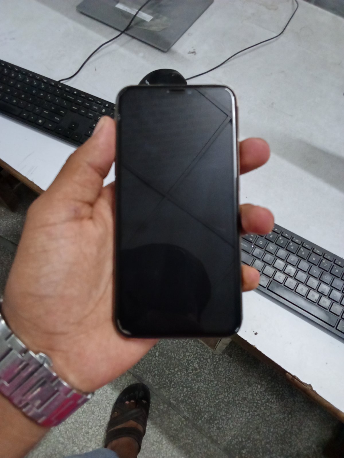 iPhone XS · 64GB - photo 2