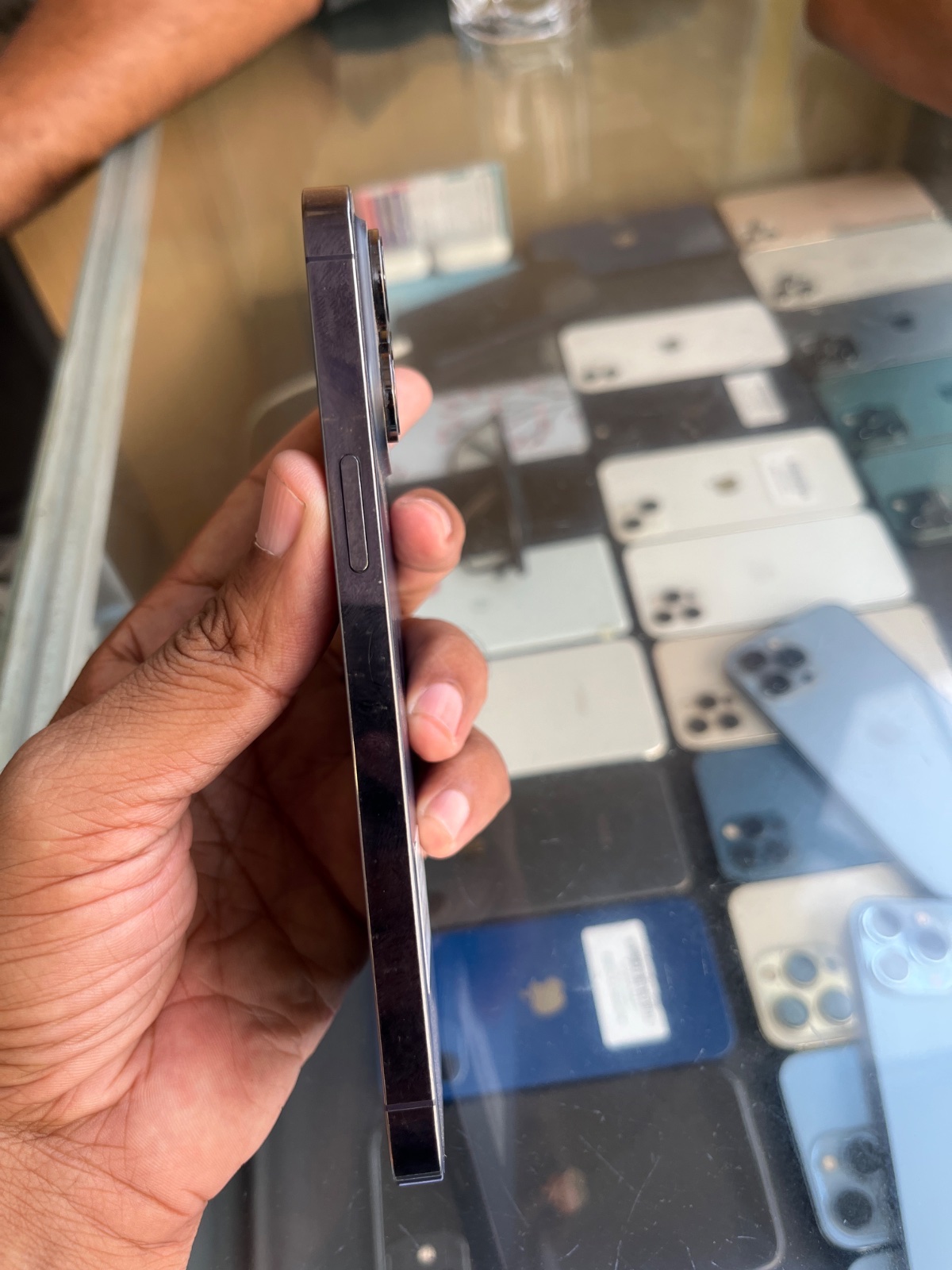 iPhone 14 Pro Max · 128GB - photo 4