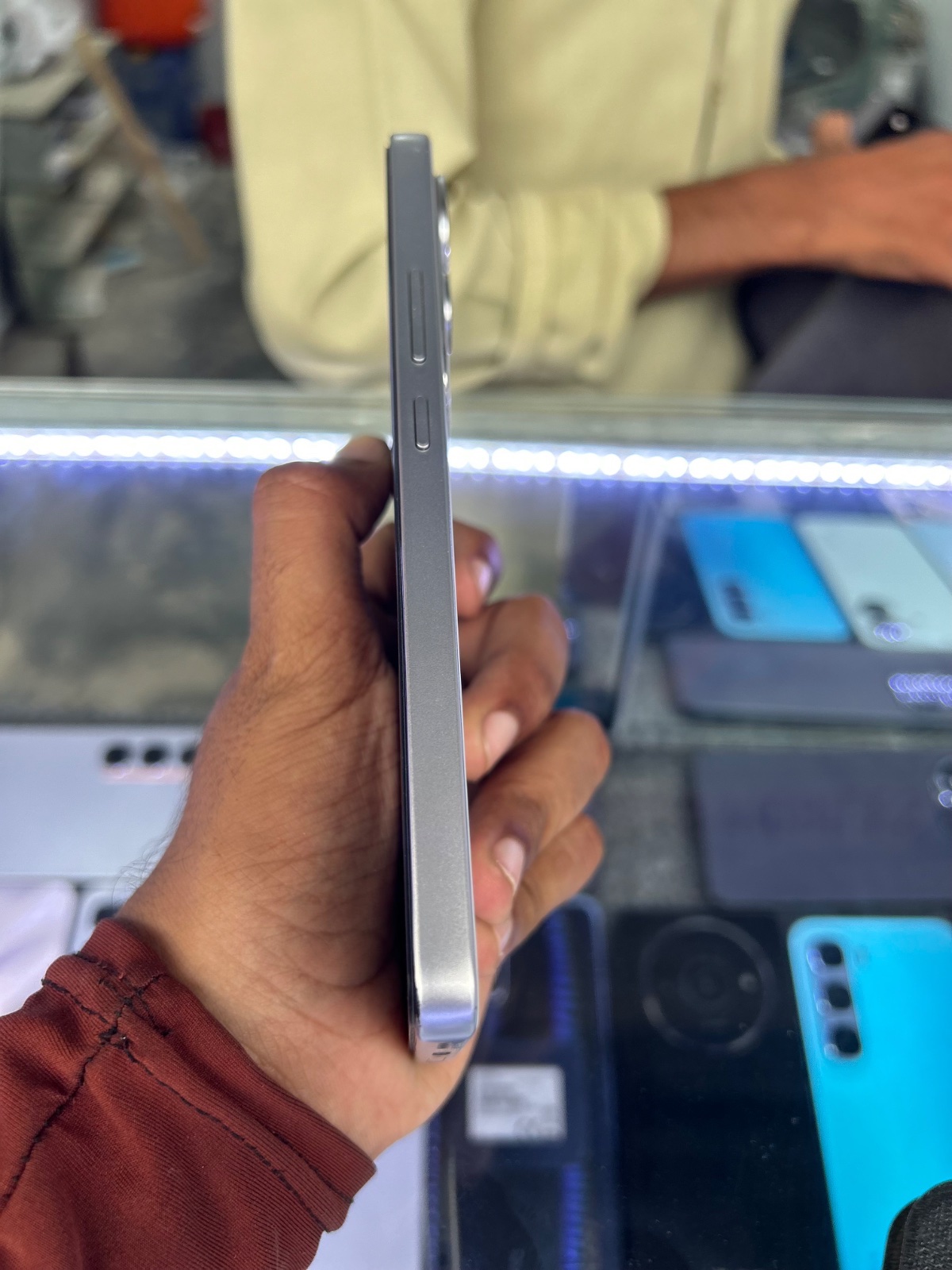 Vivo Y400 5G · 8GB / 256GB - photo 4