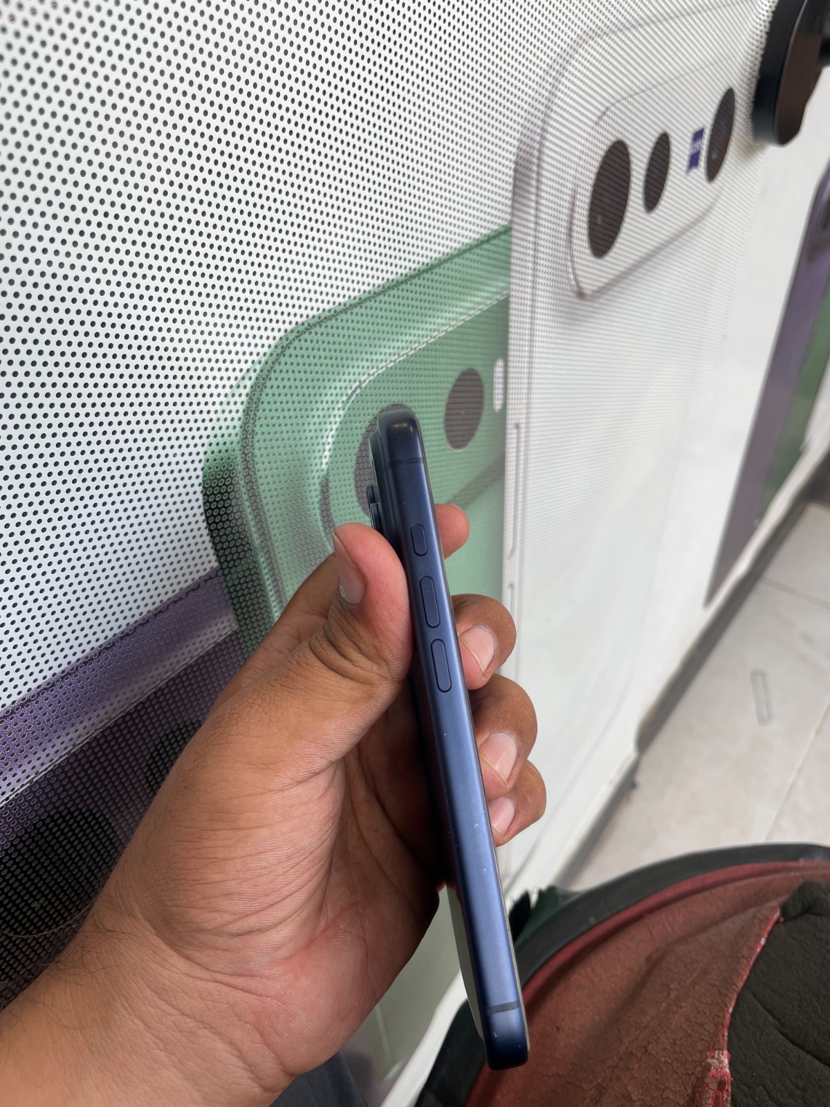 iPhone 17 Pro · 256GB - photo 3