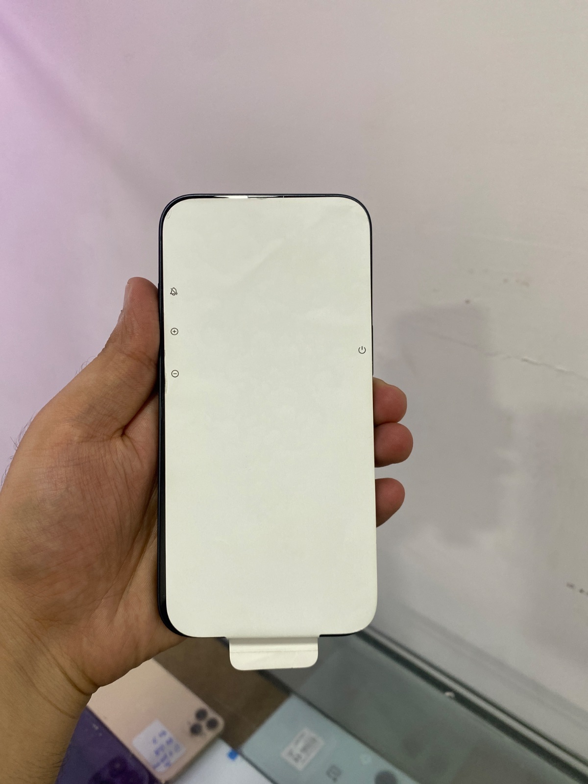 iPhone 13 · 128GB - photo 3