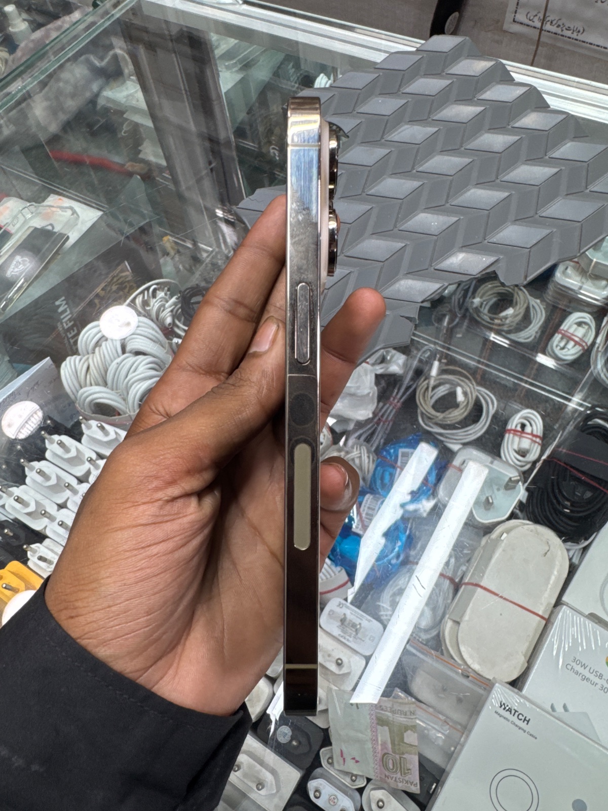iPhone 14 Pro · 512GB - photo 2