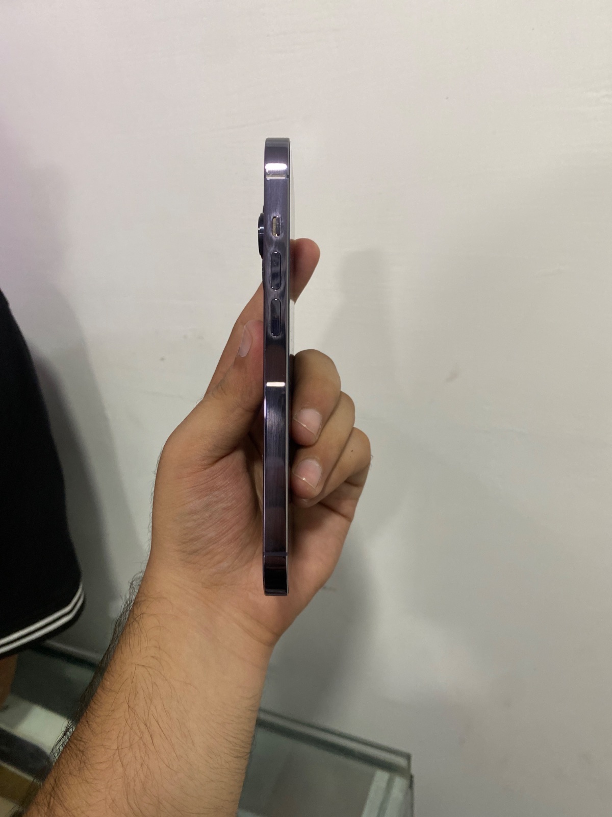 iPhone 14 Pro · 128GB - photo 2