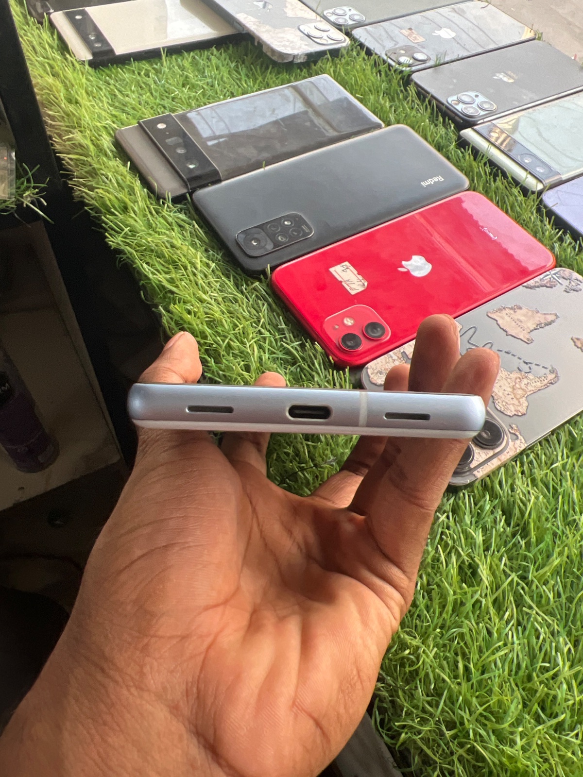 Pixel 7a · 8GB / 128GB - photo 3