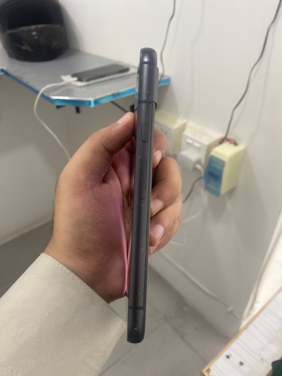 Pixel 8a · 8GB / 128GB - photo 3