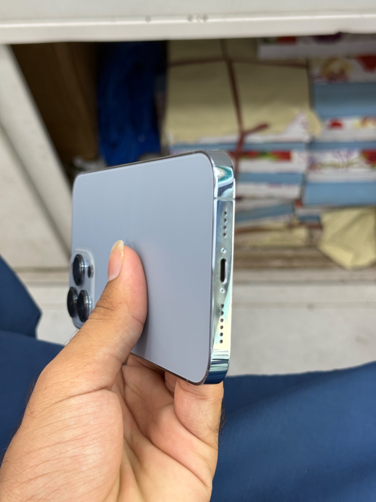 iPhone 13 Pro Max · 128GB - photo 3