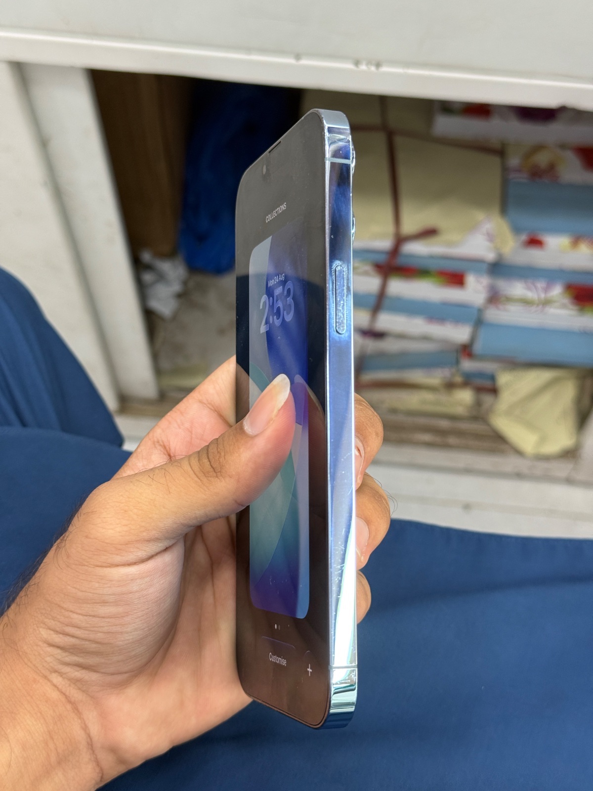 iPhone 13 Pro Max · 128GB - photo 2
