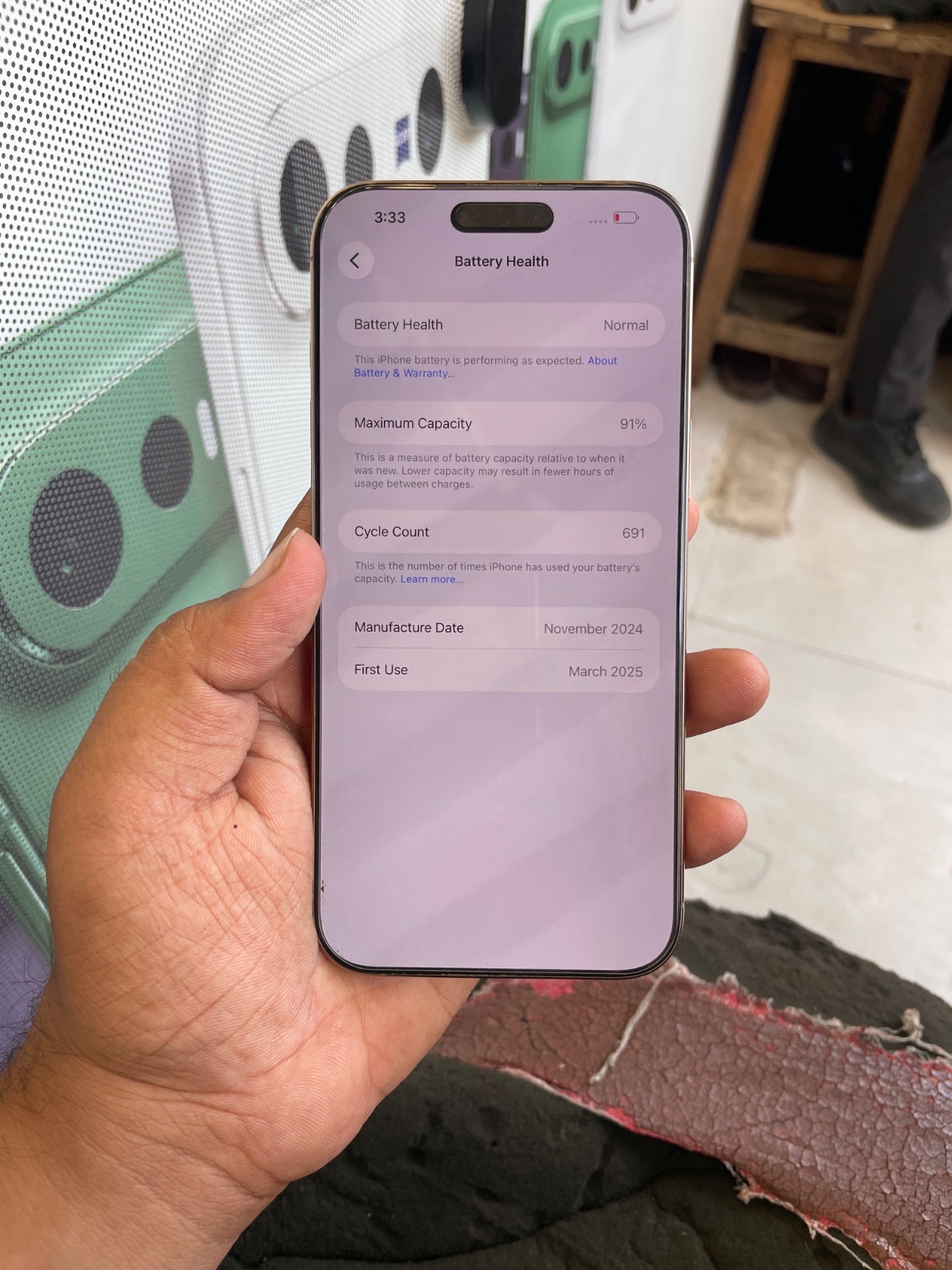 iPhone 16 Pro · 256GB - photo 4
