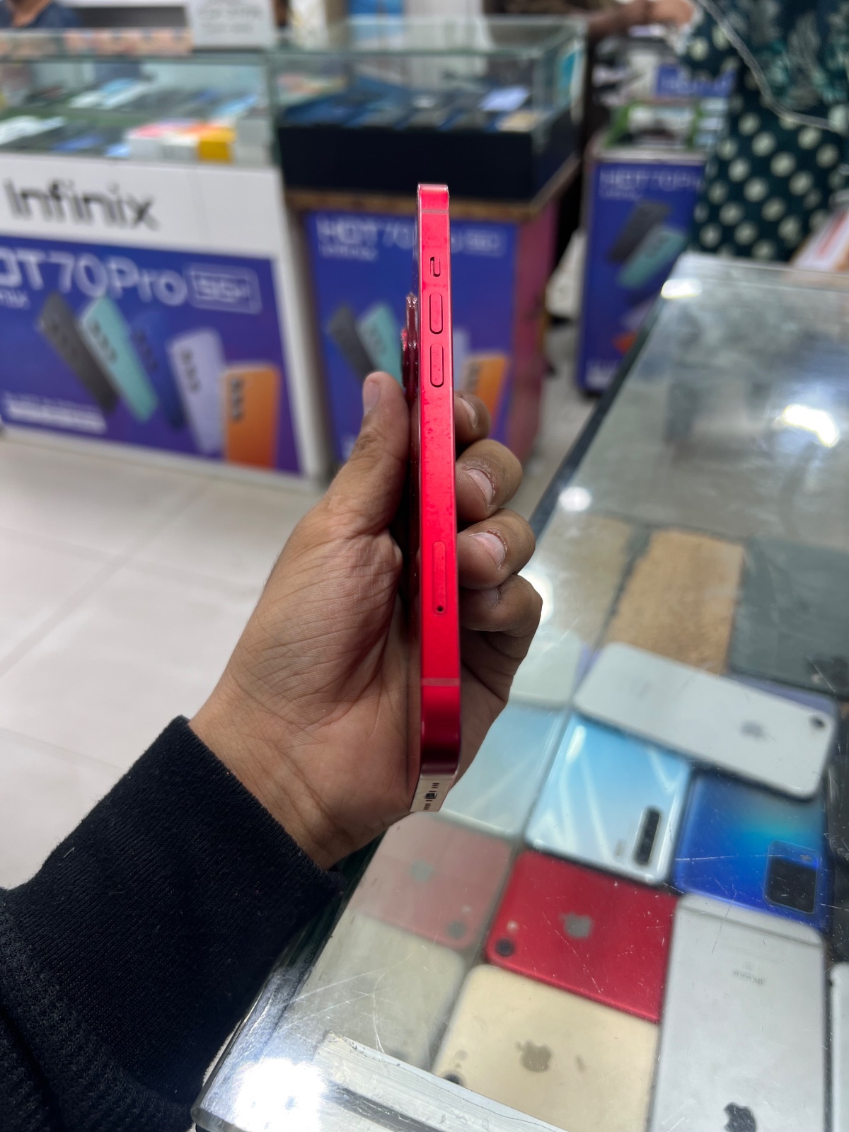 iPhone 13 · 128GB - photo 2