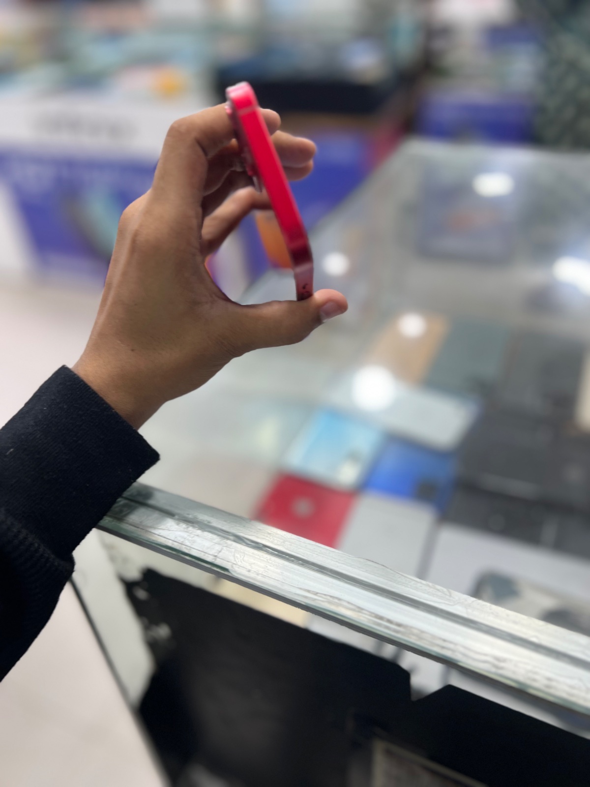 iPhone 13 · 128GB - photo 5