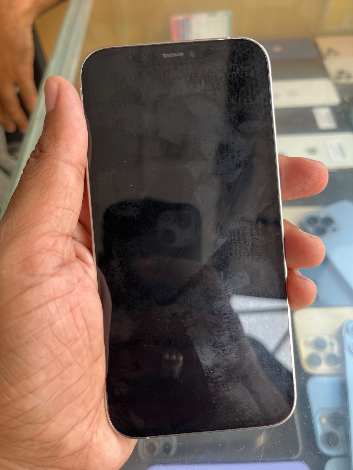 iPhone 12 Pro · 256GB - photo 1
