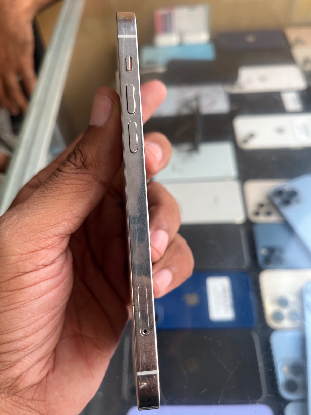iPhone 12 Pro · 256GB - photo 2