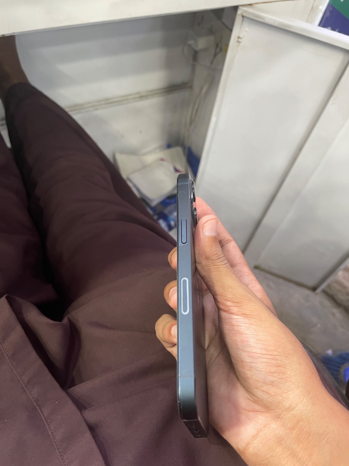 iPhone 13 · 128GB - photo 4