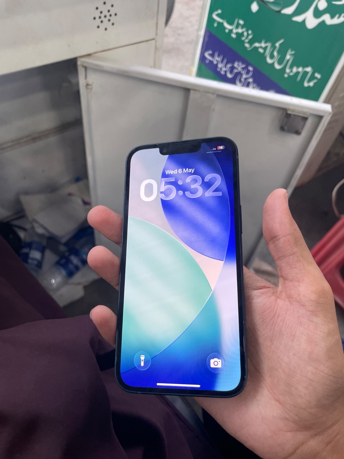 iPhone 14 · 128GB - photo 2