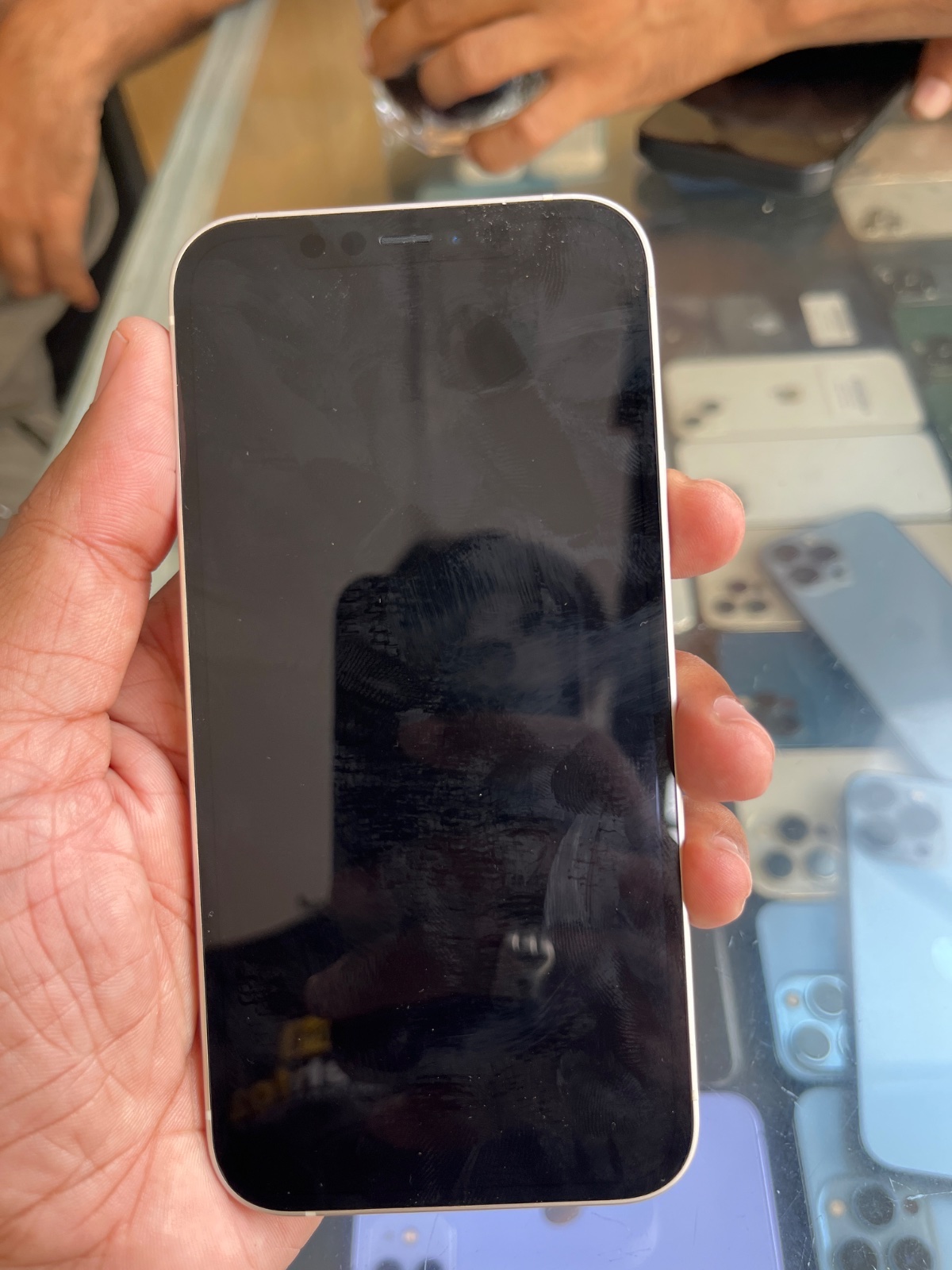 iPhone 12 · 256GB - photo 2