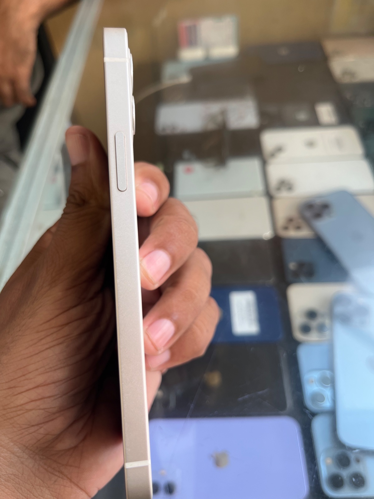 iPhone 12 · 256GB - photo 3