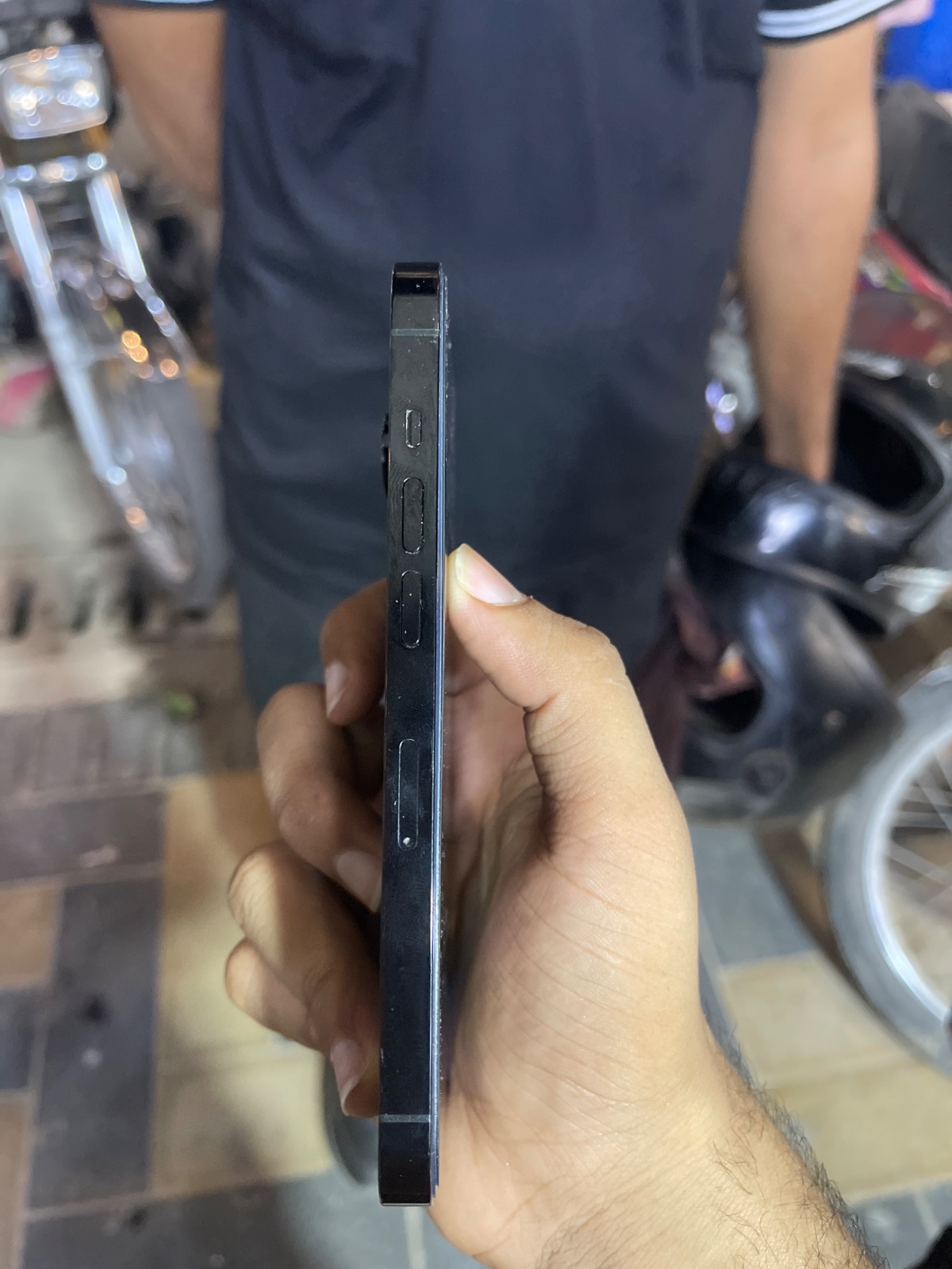 iPhone 14 Pro · 128GB - photo 3