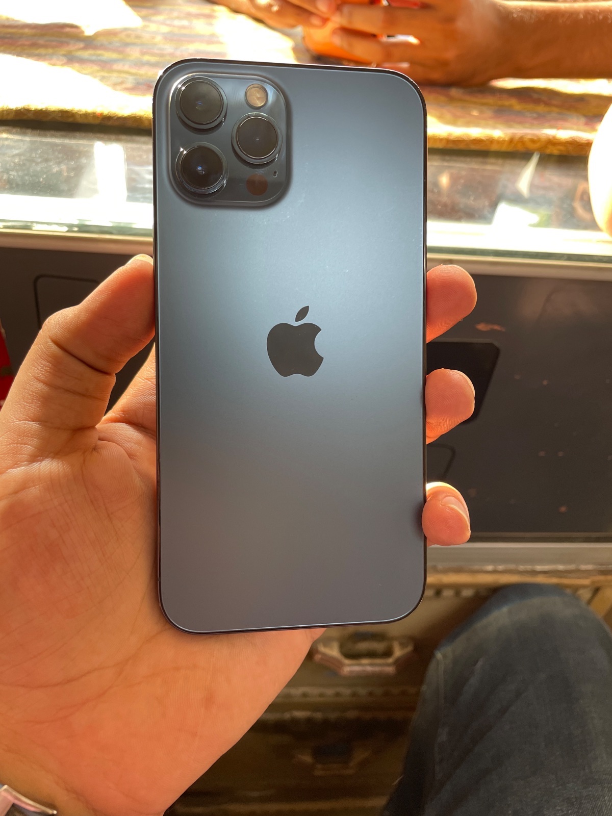 iPhone 12 Pro Max · 128GB - photo 2