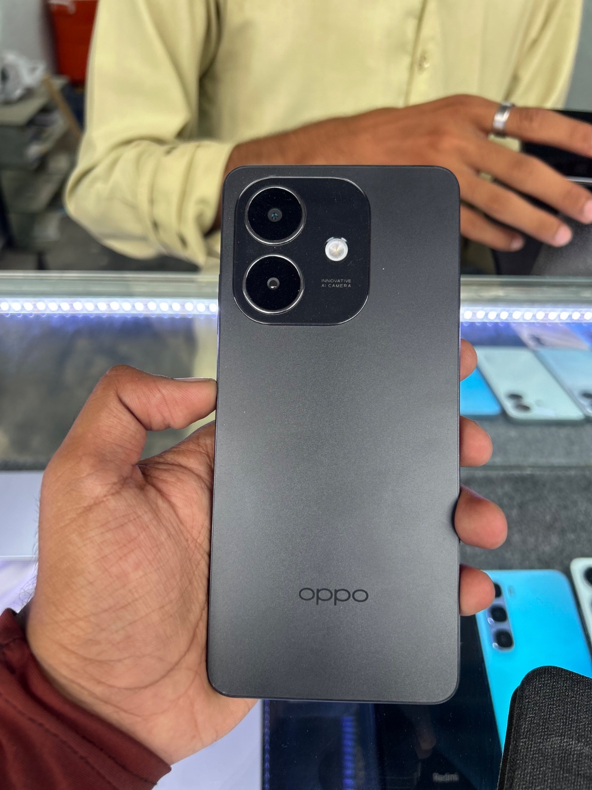 Oppo A3 · 6GB / 128GB - photo 1