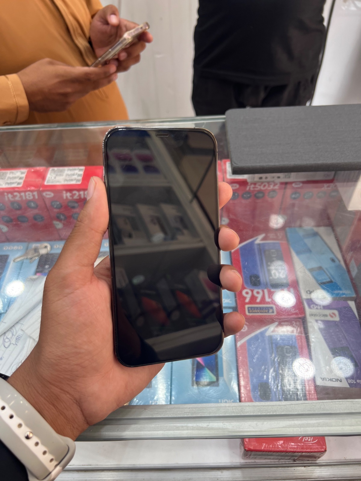 iPhone 12 Pro Max · 256GB - photo 2