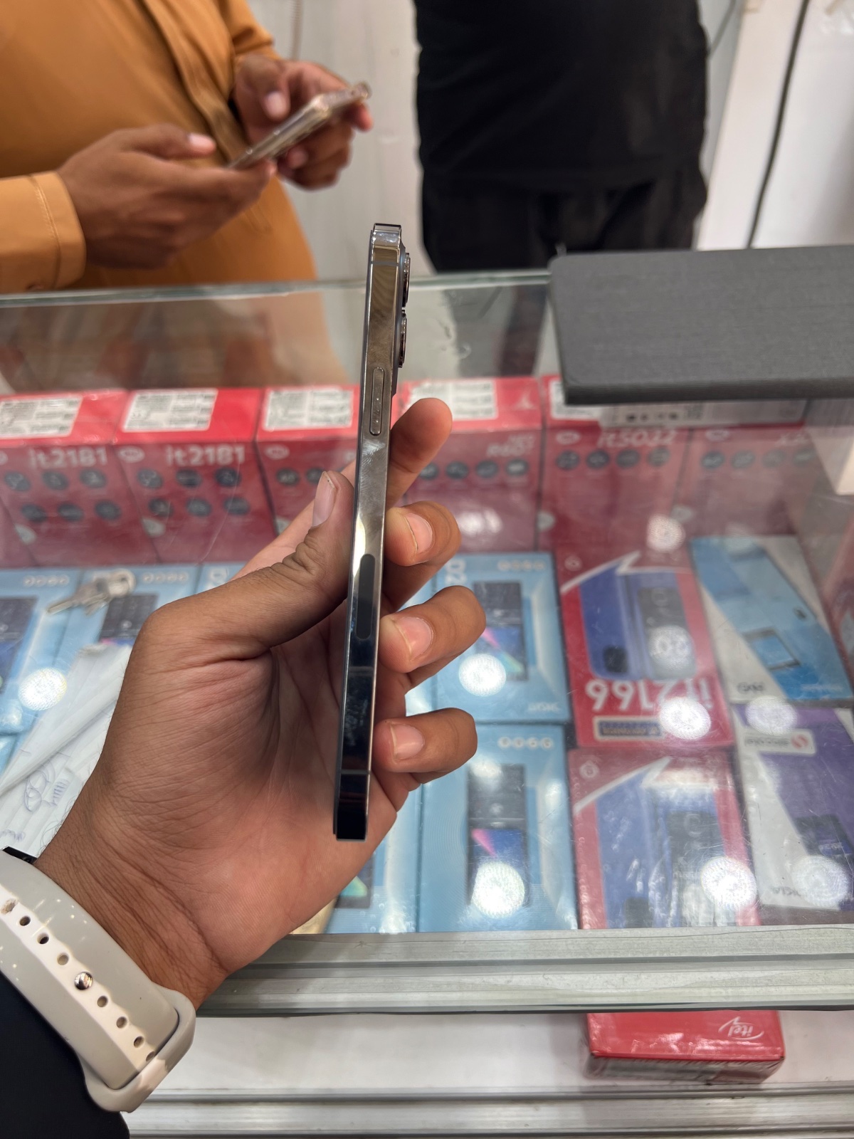 iPhone 12 Pro Max · 256GB - photo 4