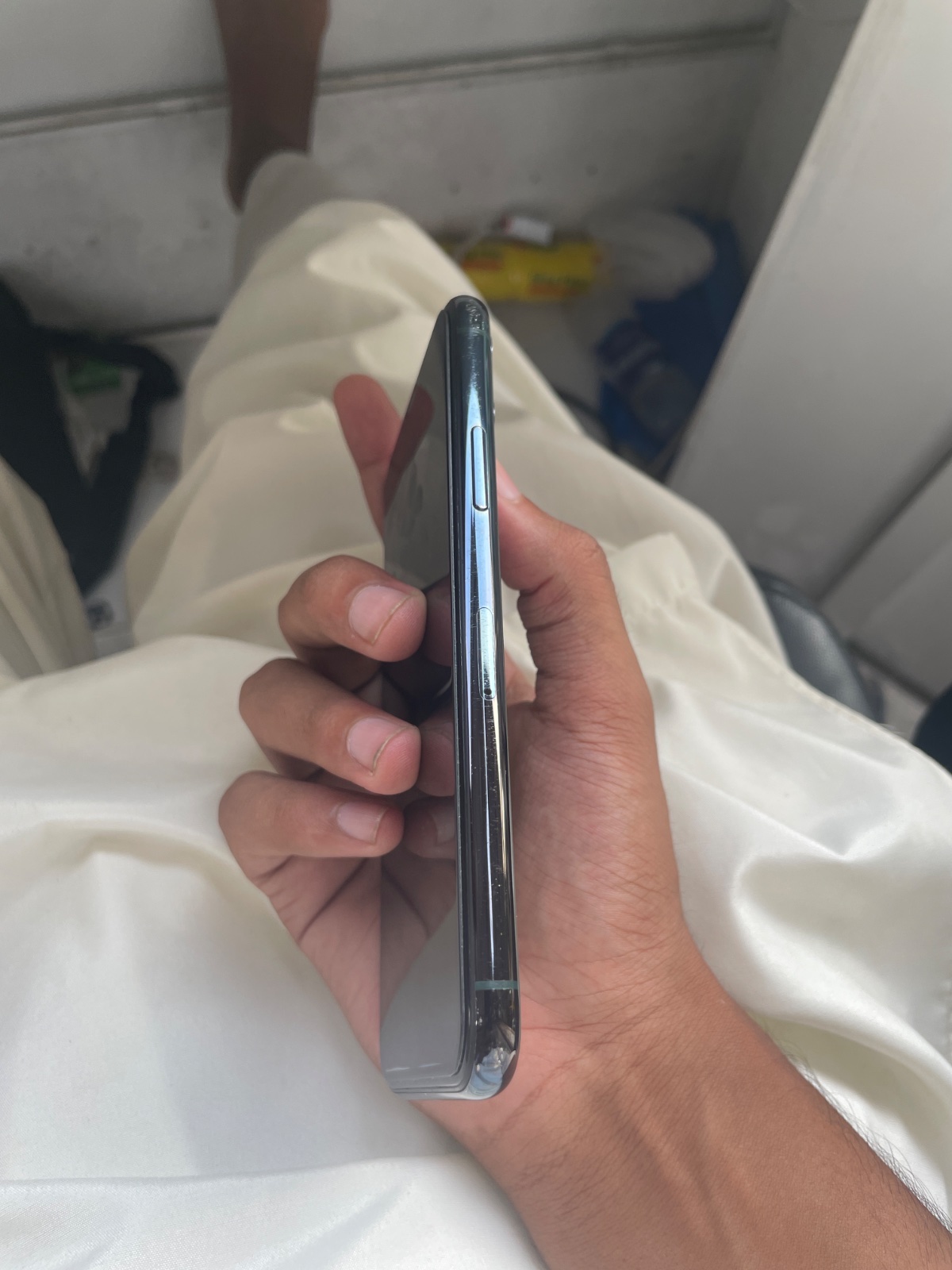 iPhone 11 Pro · 64GB - photo 5