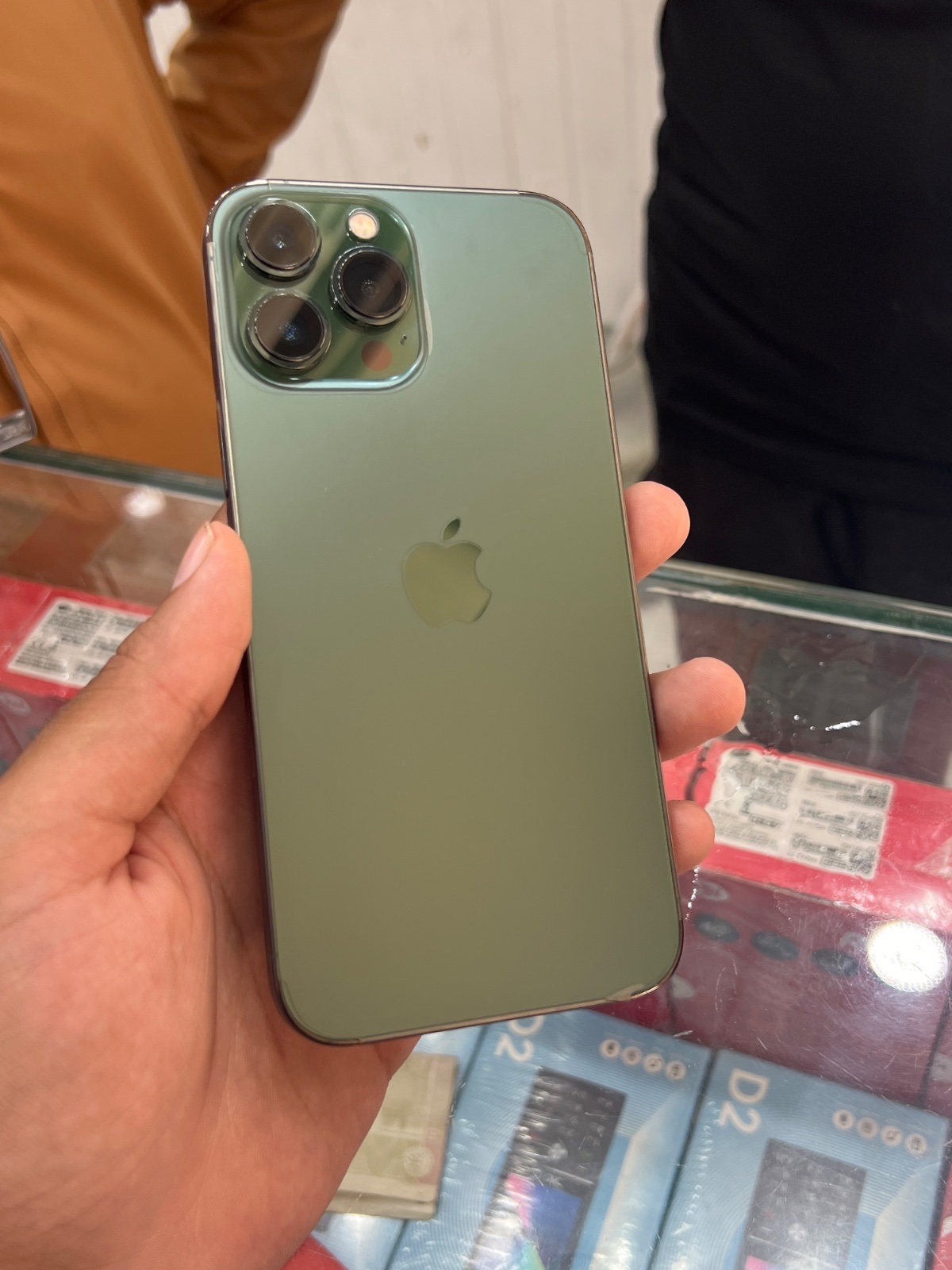 iPhone 13 Pro Max · 128GB - photo 1